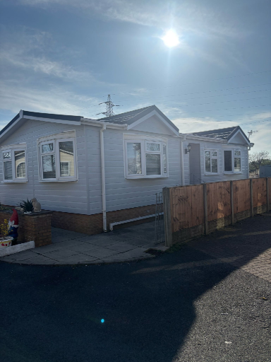 Cladding Lm Park Home Services Medium